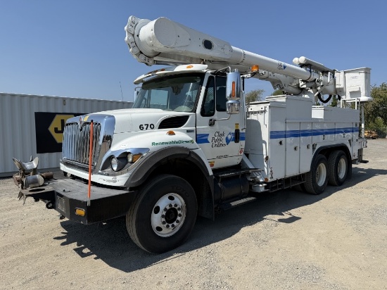 2012 International 7500 T/A Bucket Truck