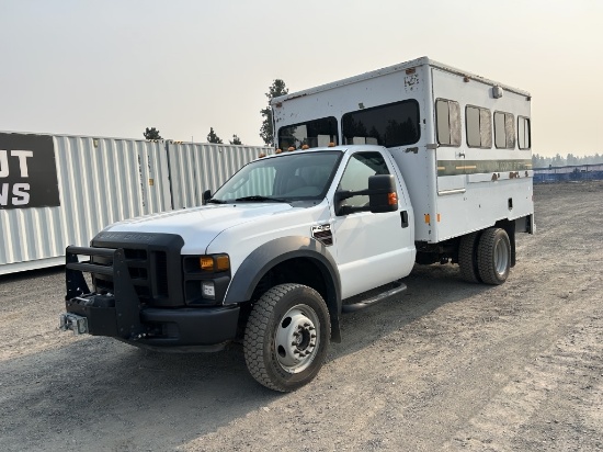 2009 Ford F450 XL SD Crew Carrier Truck