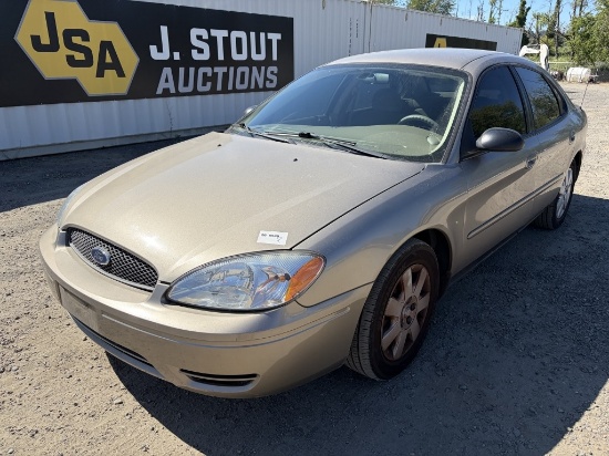 2005 Ford Taurus SE Sedan