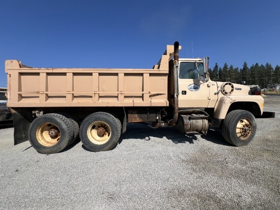 1991 Ford LT9000 T/A Dump Truck