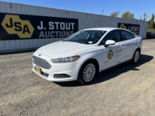 2016 Ford Fusion Hybrid Sedan