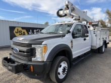 2017 Ford F550 XL Extra Cab 4X4 Bucket Truck