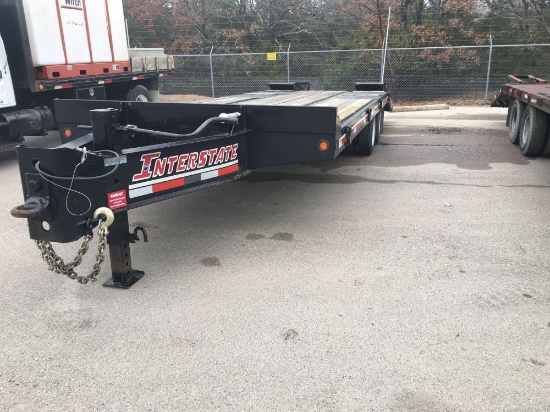 Flatbed machinery trailer