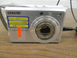 Sony Cybershot 7.2mp Digital Camera.