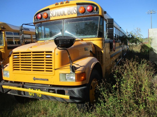 2002 Blue Bird School Bus International T-444.
