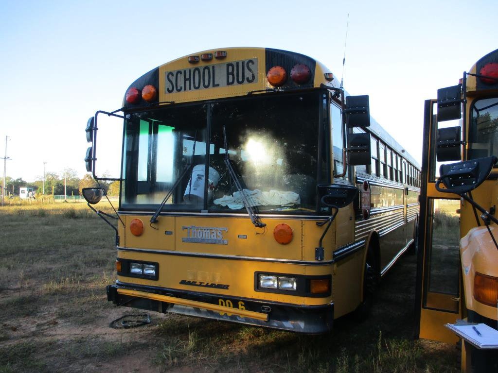 2000 Thomas Built School Bus Cummins ISB.