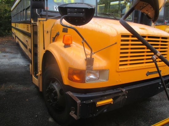 2000 Carpenter School Bus, International T466