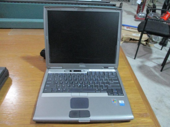 Dell Latitude D600 Laptop Computer.