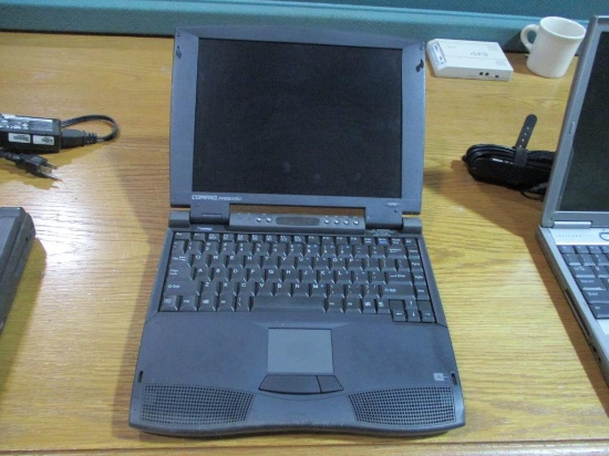 Compaq Presario 1215 Laptop Computer.