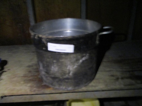 Aluminum Stock Pot.