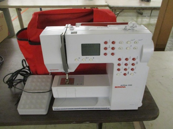 Bernina Sewing Machine Activa 220 N17741.