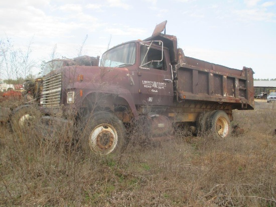 1990 Ford Dump Truck LT8000 Frame & Body