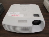 Mitsubishi LCD Projector SD430U.