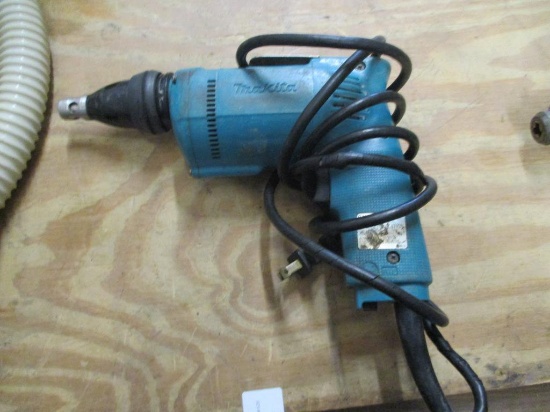 Makita Drywall Screwdriver 6820v.