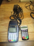 Verifone Omni5750 Credit Card Machine w/ Pin Pad.