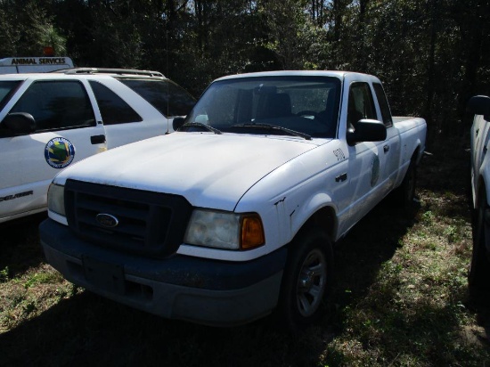 2004 Ford Ranger XLT Pickup Truck