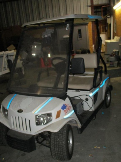 2007 Tomberlin Emerge Series Golf Cart.