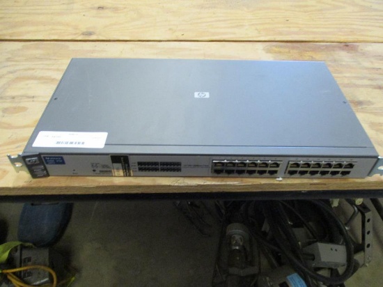 HP 24 Port Switch 2724 J4897A.