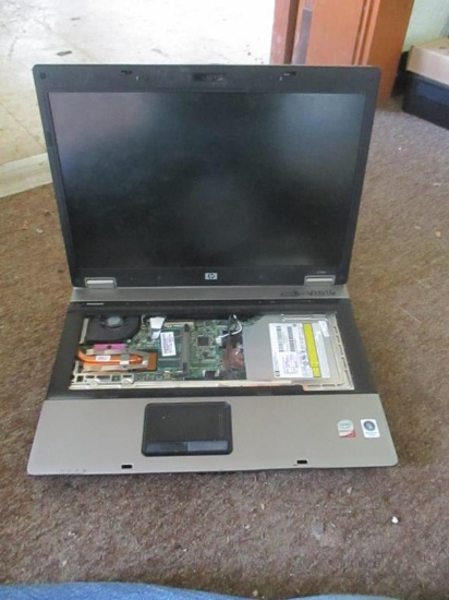 HP Compaq 67306 Laptop Computer