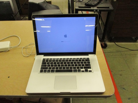 Apple MacBook Pro A1286 Laptop Computer.
