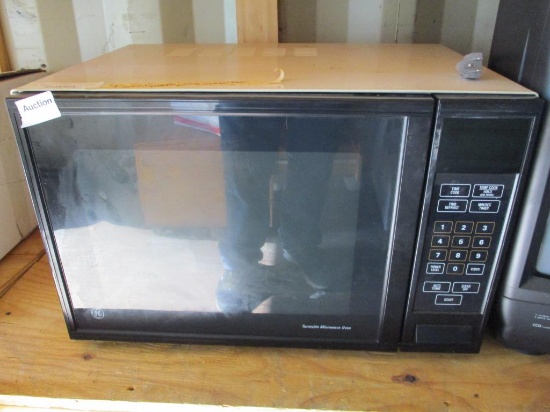 GE Turntable Microwave.