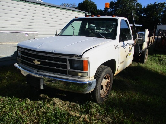 1993 Chevrolet CK 3500 Flatbed Truck.