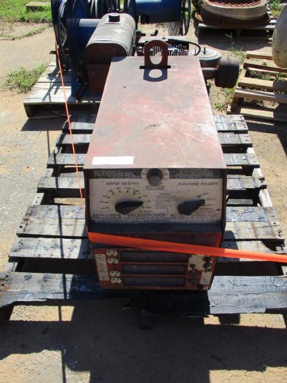 Lincoln Electric AC/DC Arc Welder/Generator.