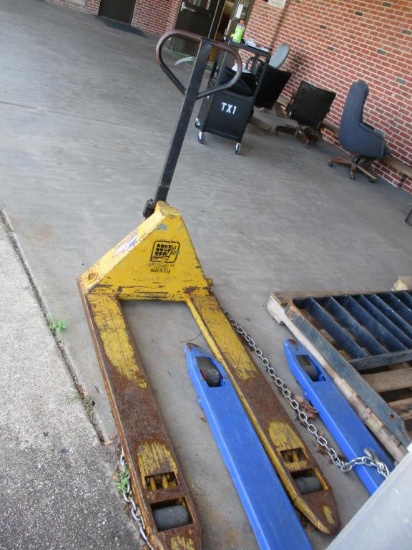 All American Manual Pallet Jack 48-27-5000AA.