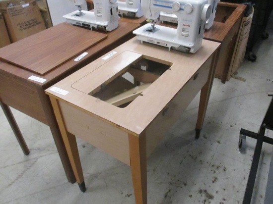 Classmate Sewing Machine and Cabinet