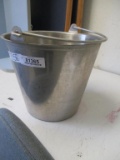 Vollrath Stainless Steel 12.5qt Pail.