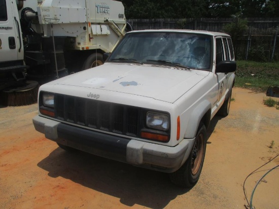 2000 Jeep Cherokee SUV