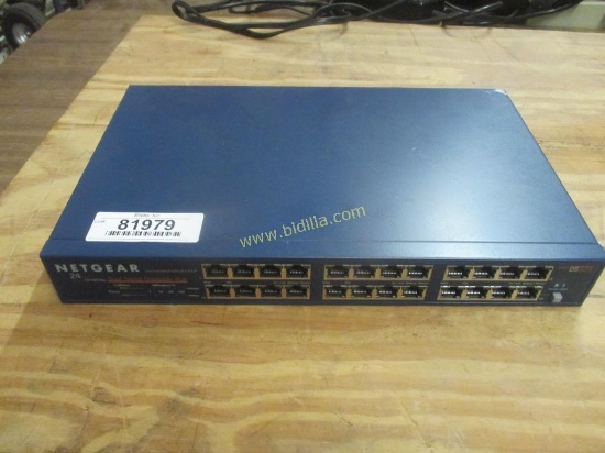 Net Gear 24 Port Switch