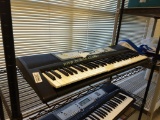 Yamaha Music Keyboard