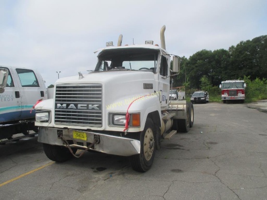 1997 Mack CH613 Truck Tractor.