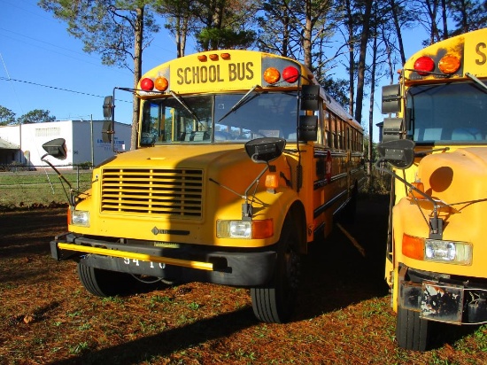 1995 Thomas Built School Bus International 3800.