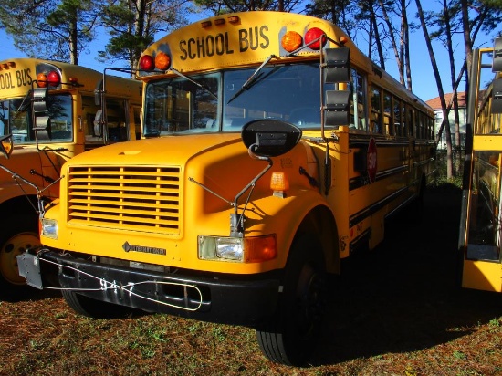 1995 Thomas Built School Bus International 3800.