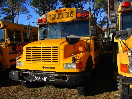 1995 Thomas Built School Bus International 3800.