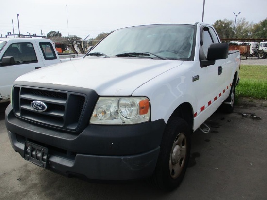 2005 Ford F-150 XL Pickup Truck.