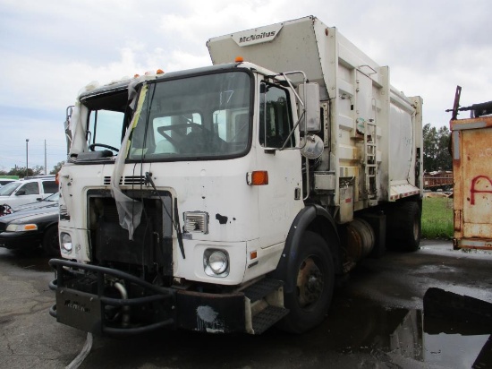 2008 Autocar Wx Side Loader Garbage Truck.