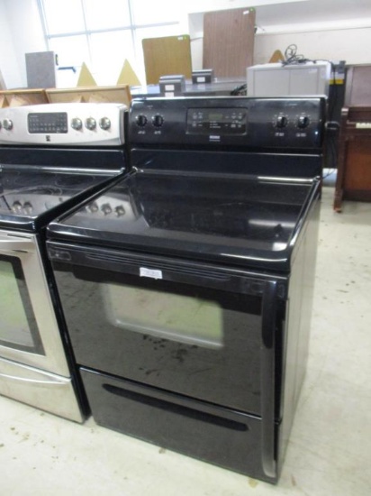 Kenmore Ceramic Top 4 Burner Oven.