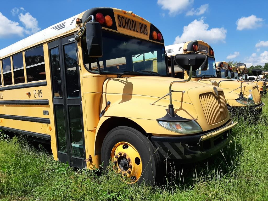 2005 International/Navistar CE School Bus | Online Auctions | Proxibid