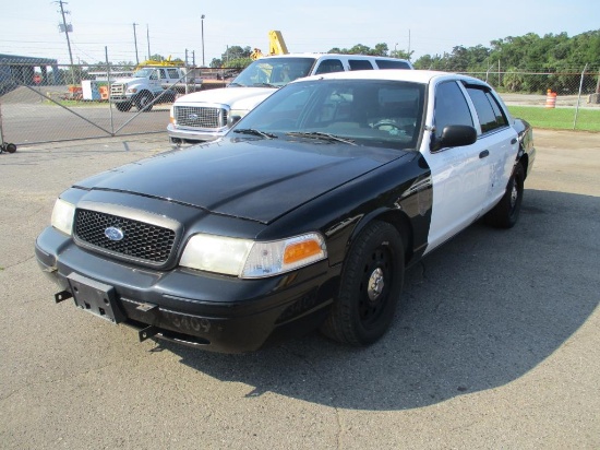 2009 Ford Crown Victoria Police Interceptor.