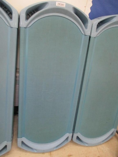 (4) Spaceline Kinder Cots.