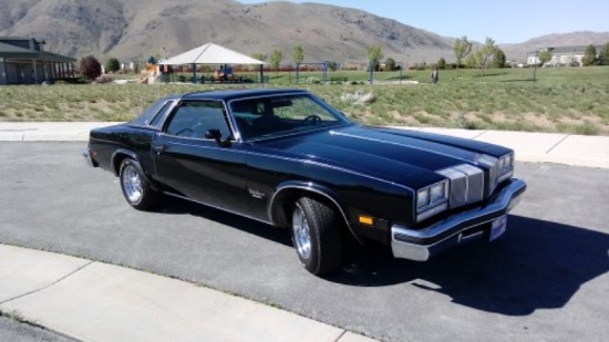 1976 Oldsmobile Cutlass Supreme