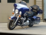 2006 Harley-Davidson FLHTC Motorcycle