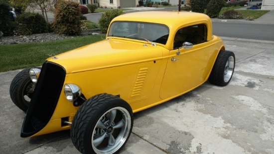 2011 SPCNS Factory 5 Ford Coupe Creation 1933 Ford Coupe