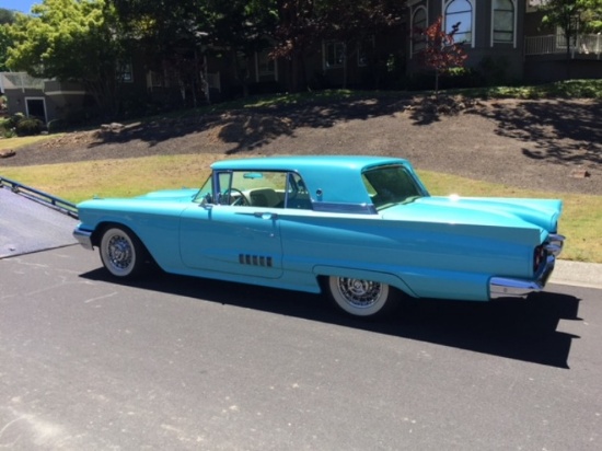 1958 Ford Thunderbird