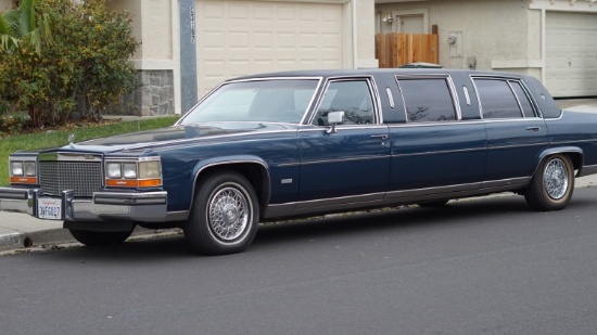 1988 Cadillac Limousine 6 passenger