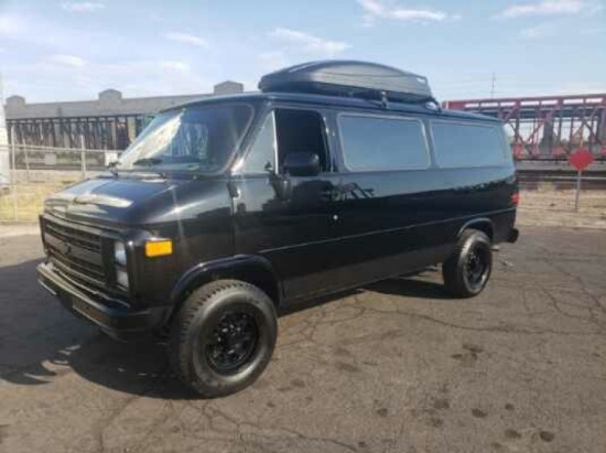 1988 Chevrolet 30 G30 EXCURSION VAN