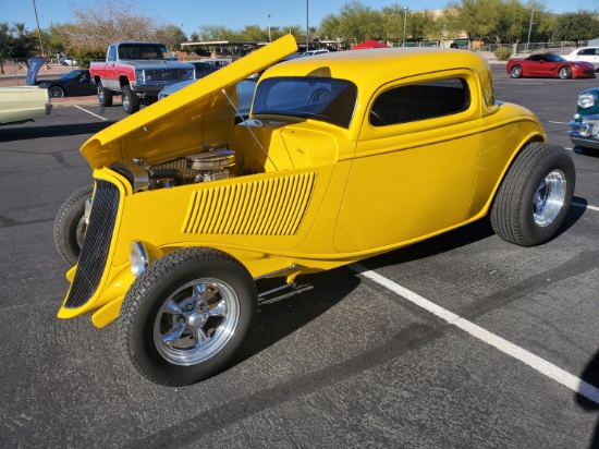 1933 Ford Model 40 COUPE